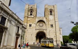 Lisbon Cathedral, Tram 28