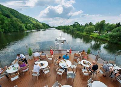 Viking River Cruises, Aquavit Terrace