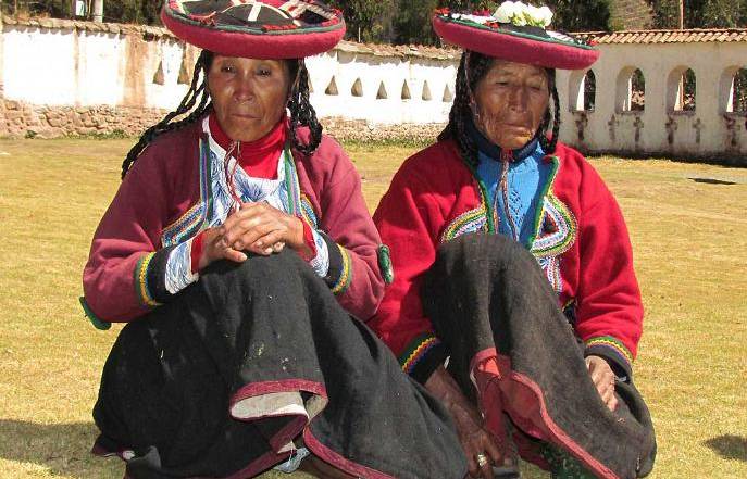 Mother and Daughter speak Quechua, Chinchero Community Visit
