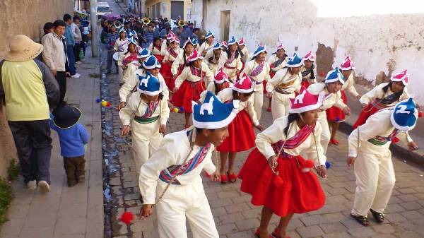 Puno School Parade through town streets, Altitude Sickness in Puno