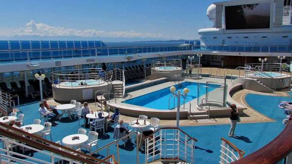 Pool Deck, Princess Cruises, Coral Princess Review