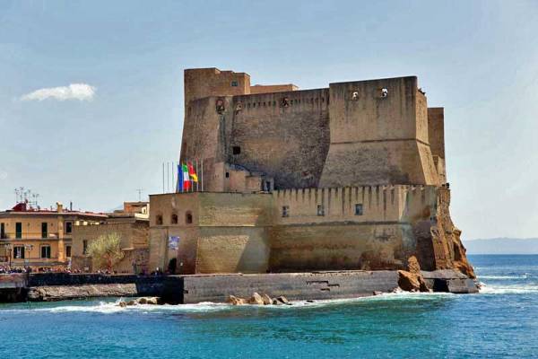 Egg Castle, Castel dell Oovo, Visit Naples