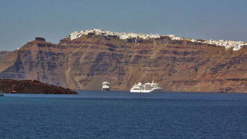 Approach to Santorini, Villages Look Almost Like Snow, Santorini Shore Excursion