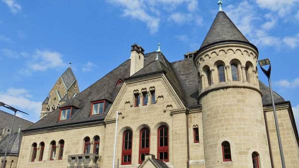 Higher Regional Court, Visit Koblenz