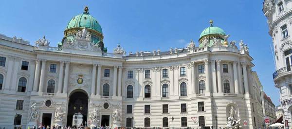 Michael Wing, Hofburg Imperial Palace, Visit Vienna