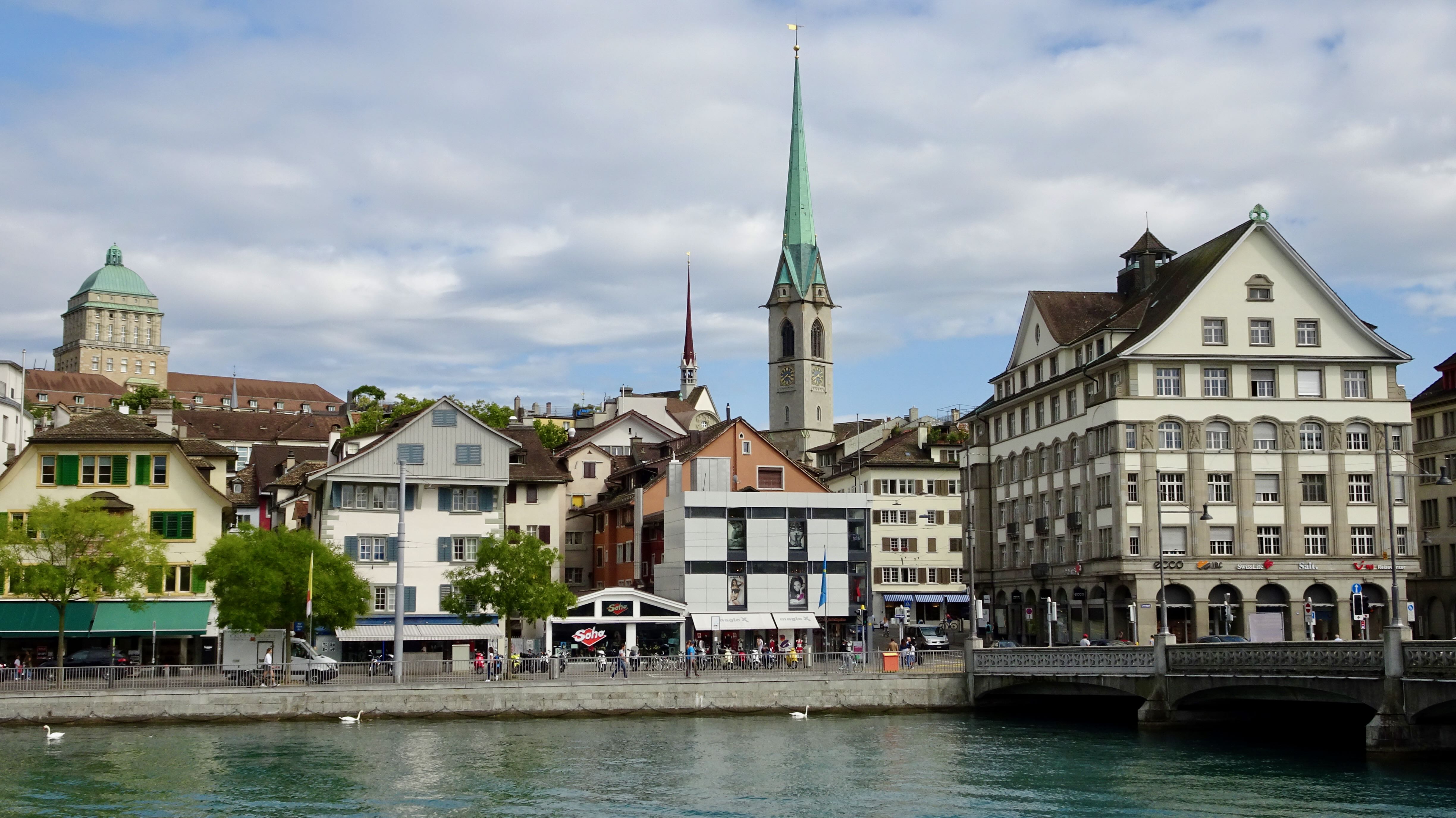 Zurich Old Town, East Bank