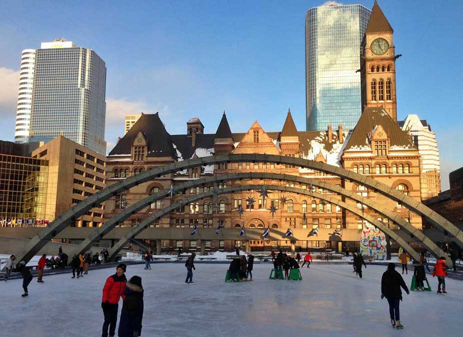 Visit Toronto | CN Tower | Eaton Centre | PATH | Streetcars