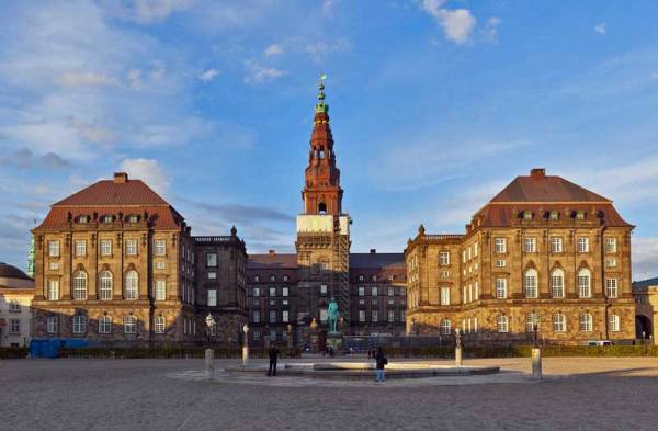 Christiansborg Palace, Visit Copenhagen