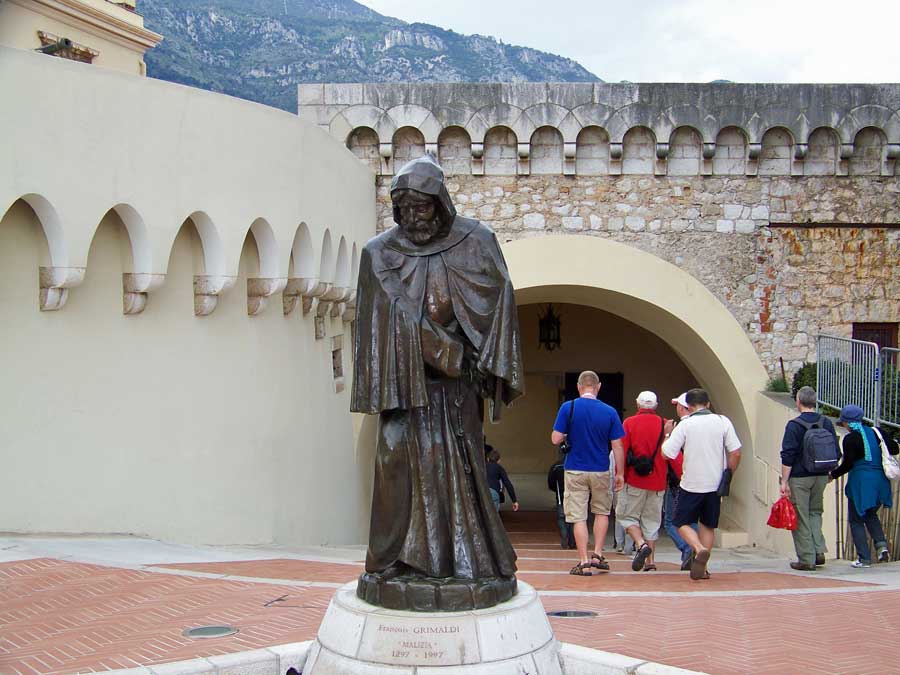 Statue of Grimaldi, Monte Carlo Day Trip