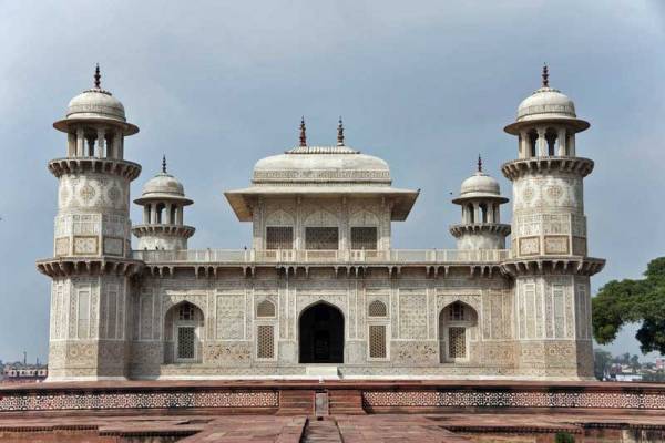 Baby Taj, Visit Agra