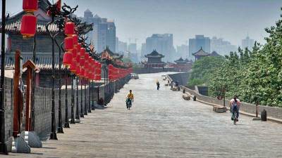 Bike Xian City Wall