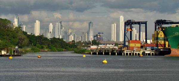 Gulf of Panama, Visit Panama City