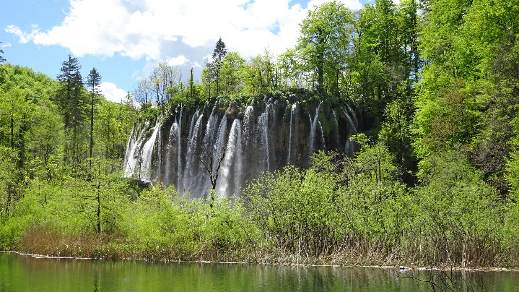 Galovacki Waterfall, Plitvice Lakes, Croatia