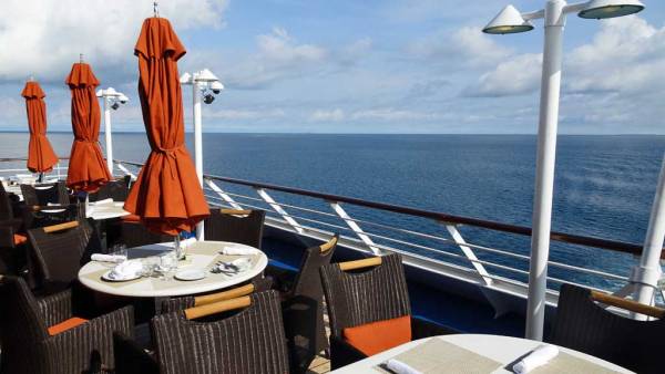 Outdoor Seating Terrace Cafe, Oceania Regatta Review