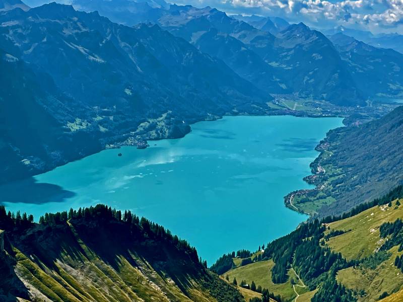 One Week in Wengen - Lake Brienz toward Interlaken