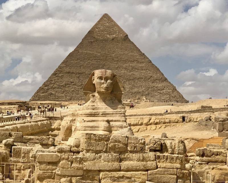 Sphinx, Great Pyramid, Giza