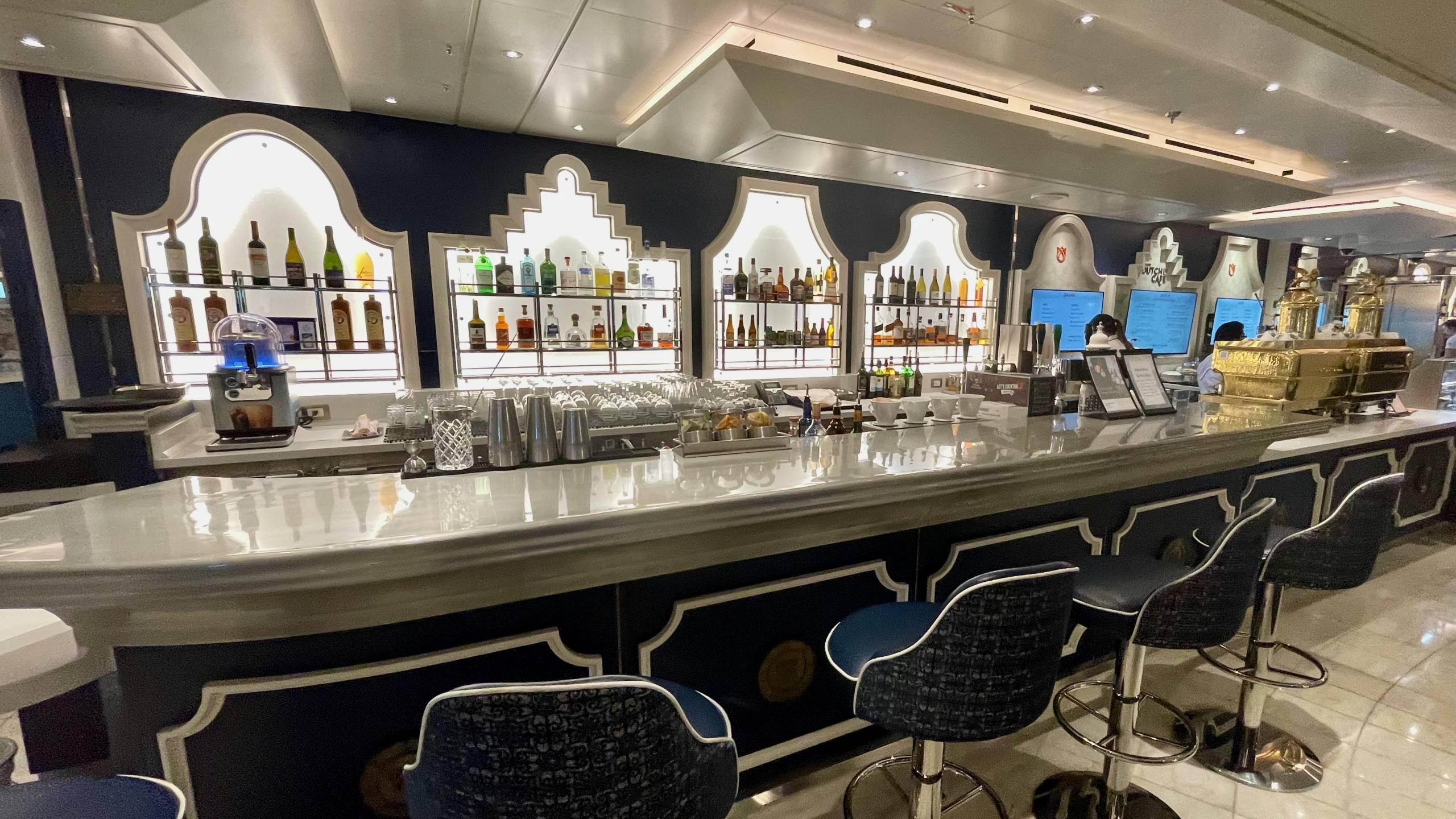HAL Rotterdam, Grand Dutch Cafe