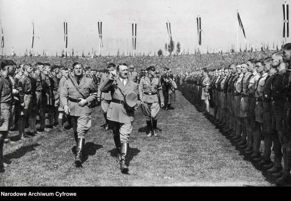 Hitler, Nuremberg, National Digital Archives @Wikimedia