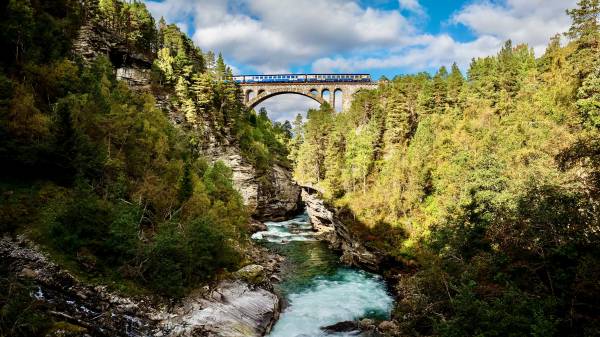 Kylling Bridge, thegoldentrain.com