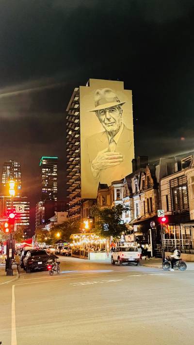 Leonard Cohen, Crescent St, Montreal