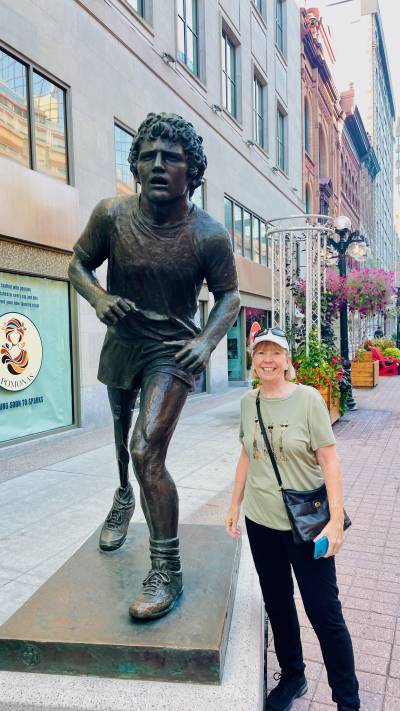 Terry Fox Statue, Sparks St, Ottawa