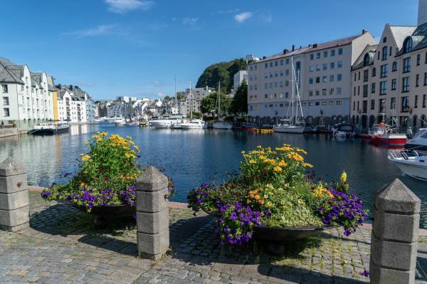 Alesund Brosundet Waterfront, michelle pitzel@pixabay