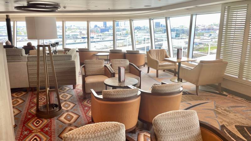 HAL Rotterdam, Crowsnest