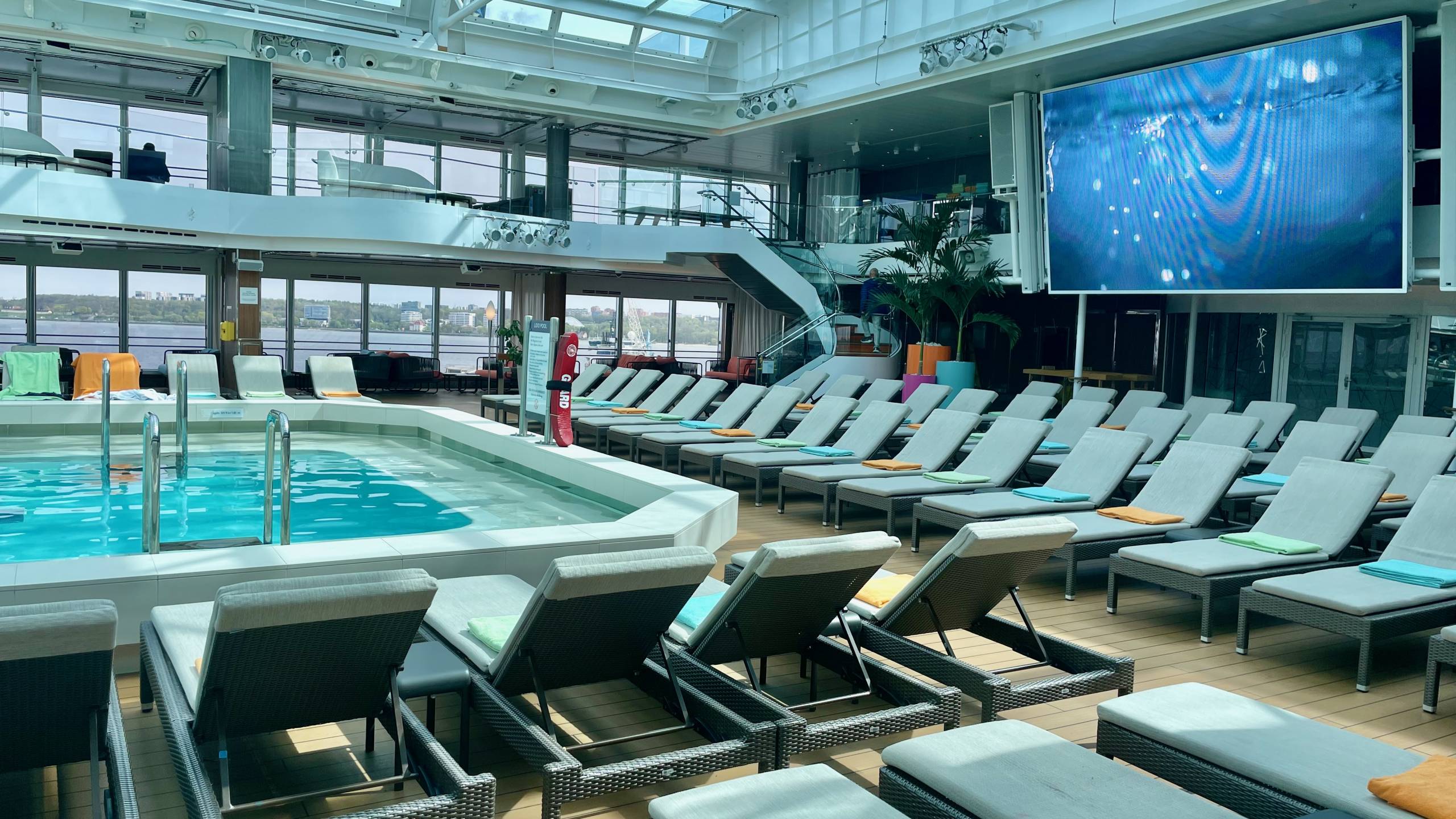 HAL Rotterdam Lido Deck